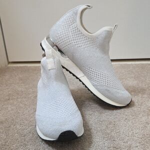 J/SLIDES Gray Knit Slip-On Sneakers